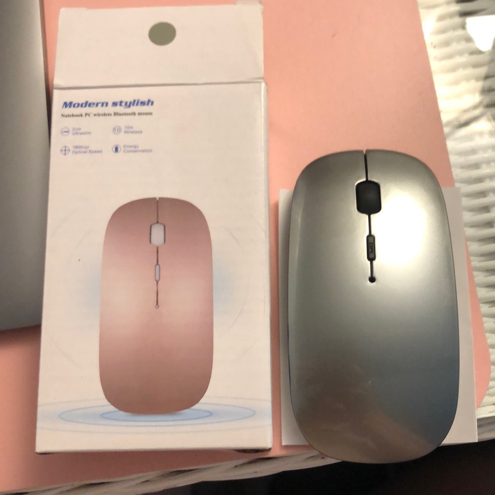 Wireless Bluetooth Mouse - Picture 2 of 2